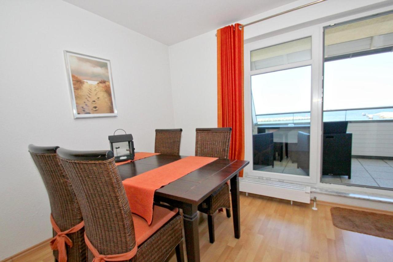 Hafennahe Ferienwohnung Mit Balkon Und Meerblick - Hafenhaeuser Wiek Wohnung 14 Wiek auf Rügen Екстериор снимка